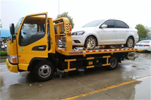 衢江区附近拖车救援24小时服务热线