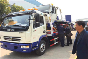 衢江区汽车道路救援拖车价格